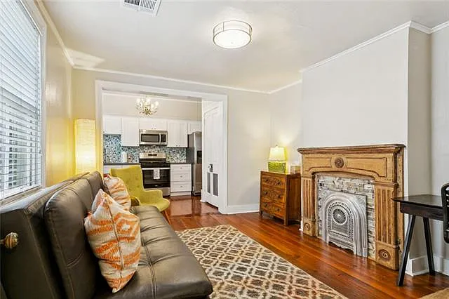 2625 Chartres St — Photo 3