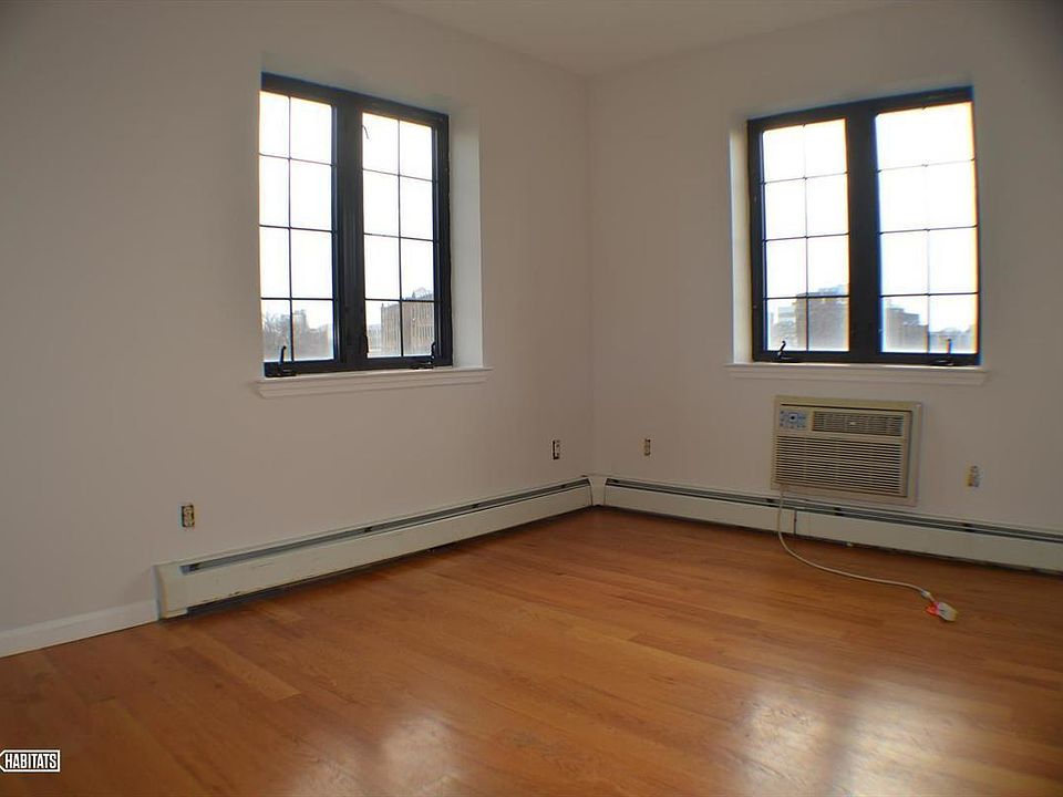 1st image of 2558 35th St APT D2