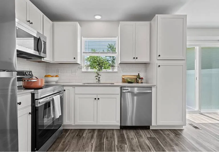 Oak Woods Townhomes — Photo 69