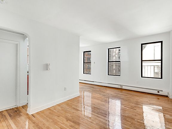 3rd image of 384 Grand St APT 4A