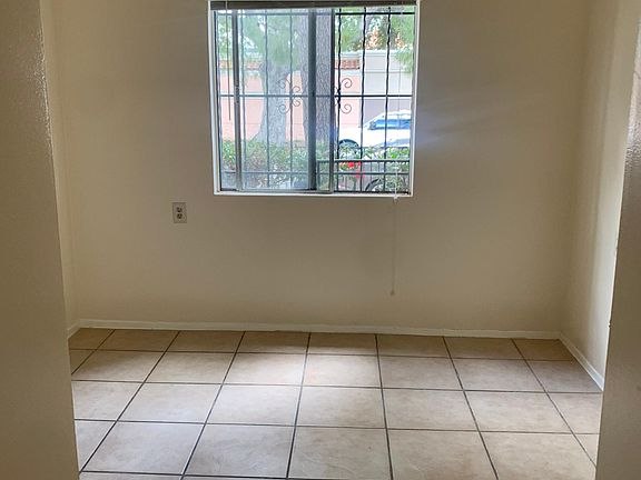 5th image of 35 El Nido Ave APT 1