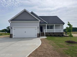 190 Maxwell Farm Ln, Selma, NC 27576