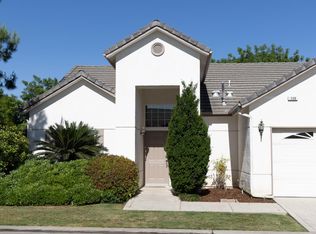 2300 Sierra St APT 129, Kingsburg, CA