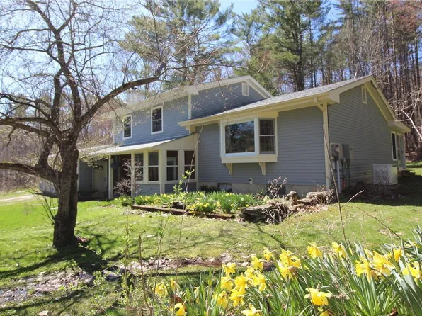 2581 Lincoln Hill Road, Hinesburg, VT 05461