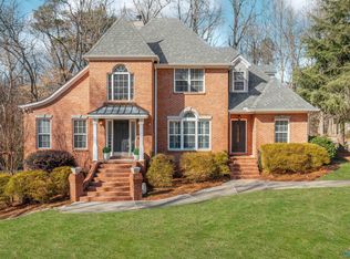 108 Cross Creek Ln, Gadsden, AL 35901