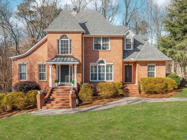 108 Cross Creek Ln, Gadsden, AL 35901