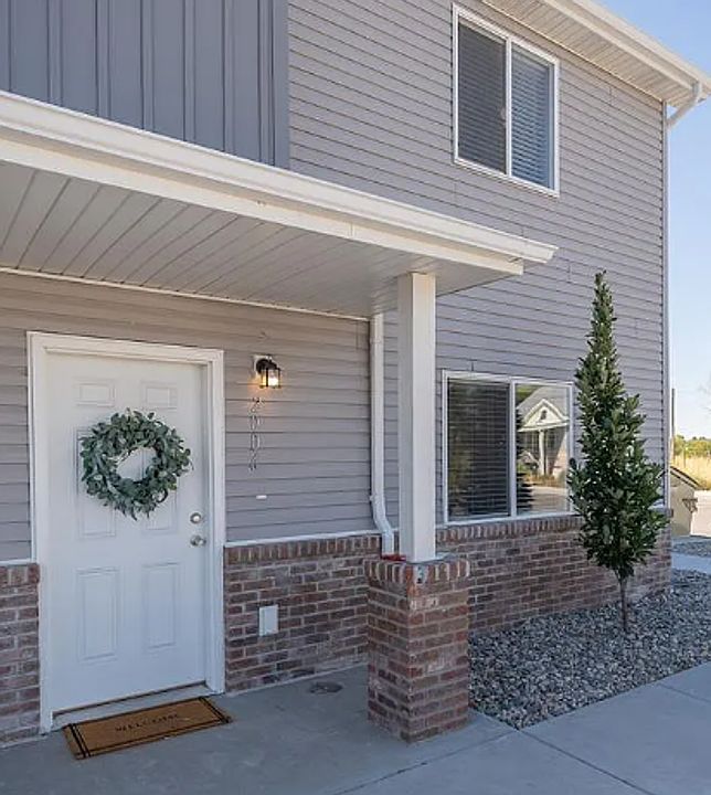 1st image of 2015 Lawrence Ln Unit 2006