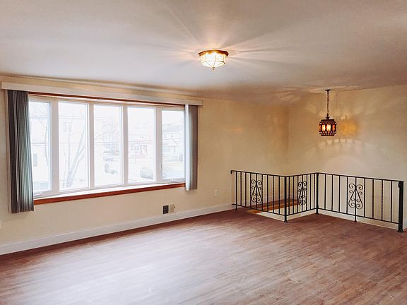 5th image of 60 Park St #2