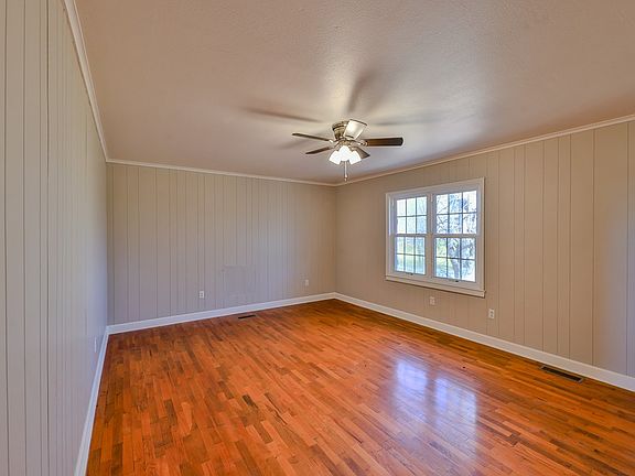 4th image of 4030 Shades Bridge Rd