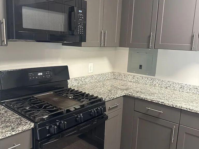 3331 Hewitt Ave #1 — Photo 30