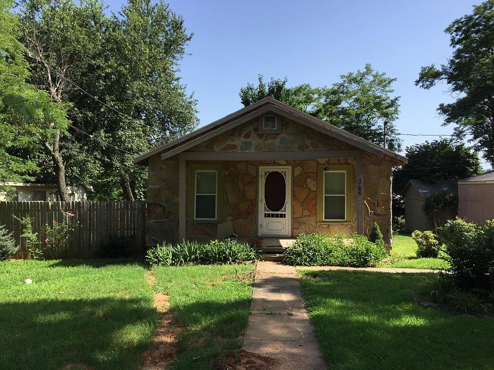 1st image of 1837 W Mitchell St