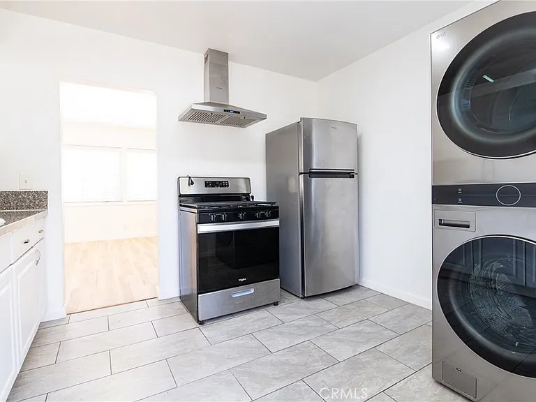 3249 W 134th St — Photo 24