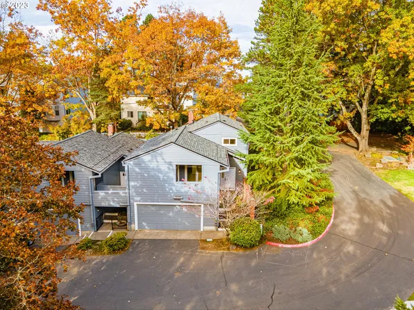 4408 SW Dickinson St #51, Portland, OR 97219