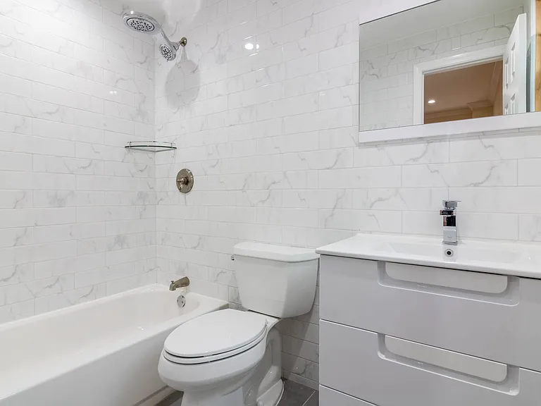 84-31 Beverly Rd #1 — Photo 11