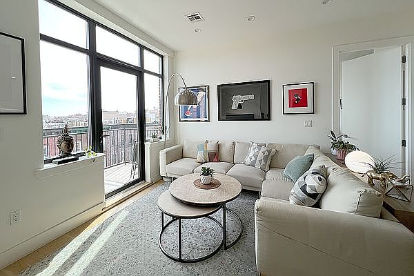 1st image of 224 Clifton Pl #5A