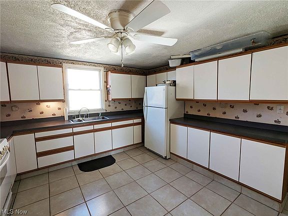 5th image of 3414 W 137th St