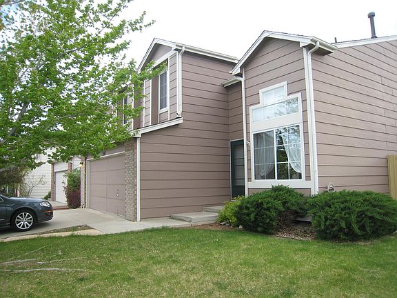Spacious corner lot