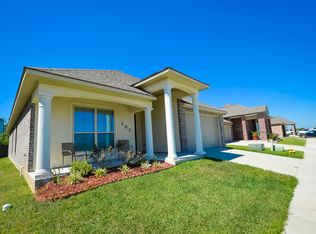 103 Deer Run Dr, Lafayette, LA 70506