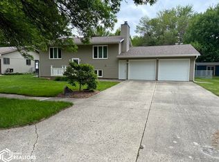 200 S McCoy St, Algona, IA 50511