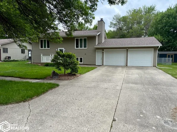 200 S McCoy St, Algona, IA 50511