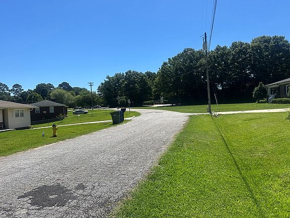 4th image of 1116-1116 Cornelia Cir