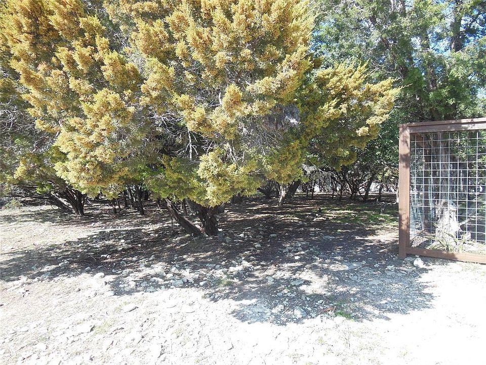 1st image of 1029 Paradise Dr