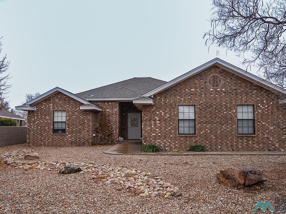 1st image of 1362 Oakwood Cir