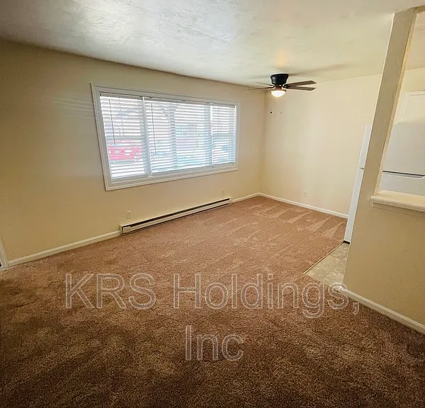 946 W Ocean View Ave #1 — Photo 3