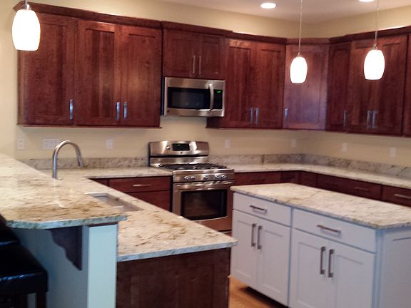 4th image of 4196 Foxwood Dr