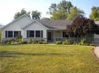 16812 King Rd, Bowling Green, OH 43402