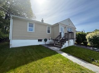 332 Lakeside Blvd E, Waterbury, CT 06708