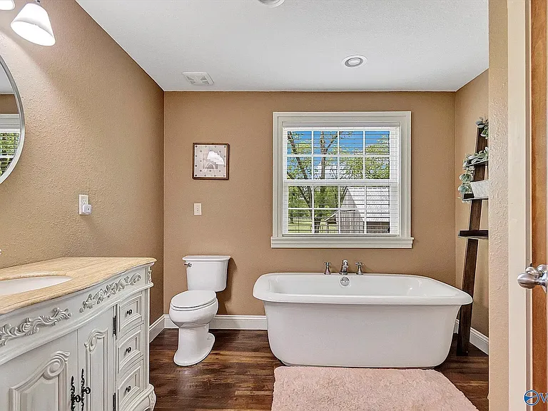 3498 Turnpike Rd — Photo 17