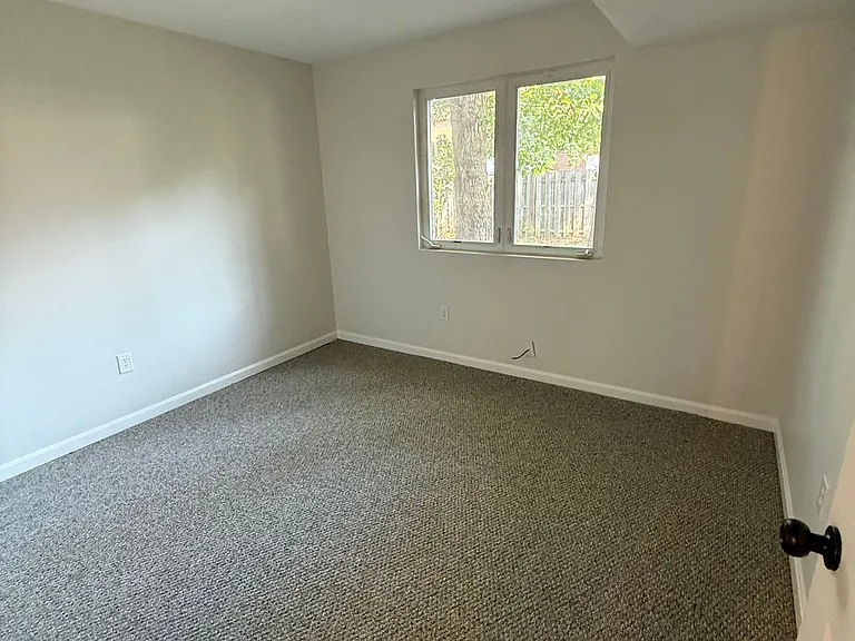 22028 Oxford Court — Photo 3