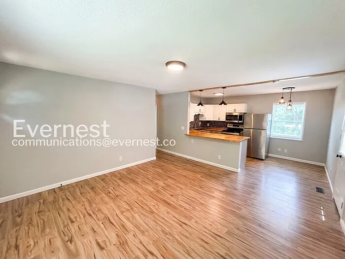 204 W Monticello Ave — Photo 9