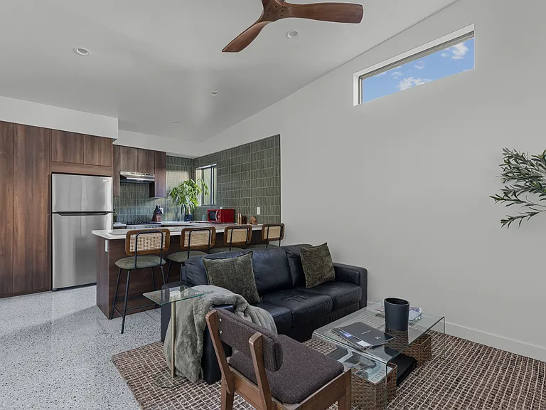 18013 Santa Rita St — Photo 2