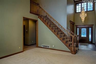 3rd image of 7545 Hunting Lake Dr