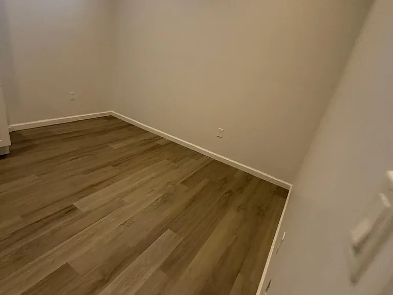 337 Main St #4 — Photo 4