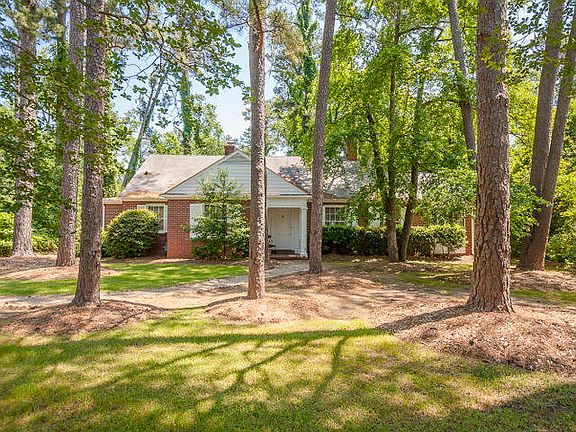 3rd image of 2357 Redwood Dr