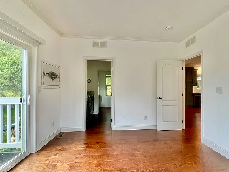 Green Hill Rd — Photo 15