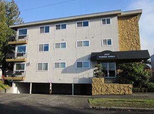 2600 41st Ave SW #TOP, Seattle, WA 98116