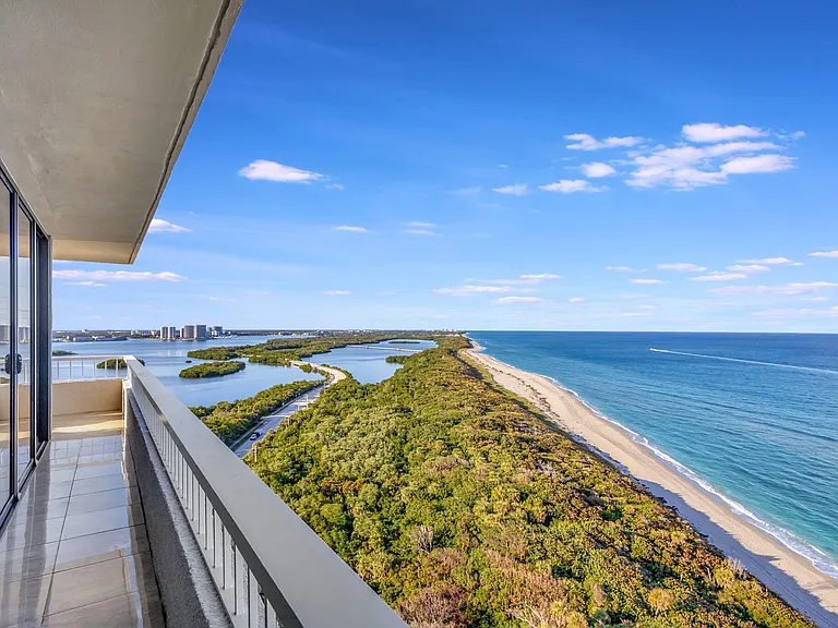 5550 N Ocean Dr #21C — Photo 47