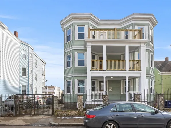 7 Speedwell St, Dorchester, MA 02122