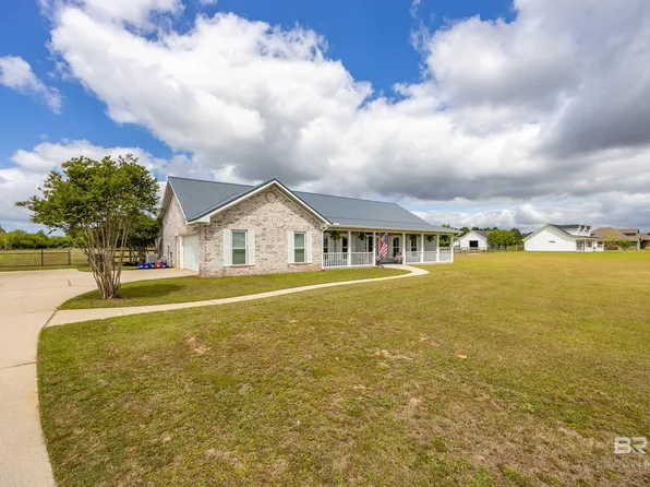9855 Stucki Rd, Elberta, AL 36530