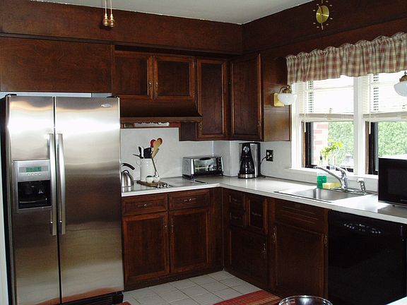 5th image of 817 Penndale Ave