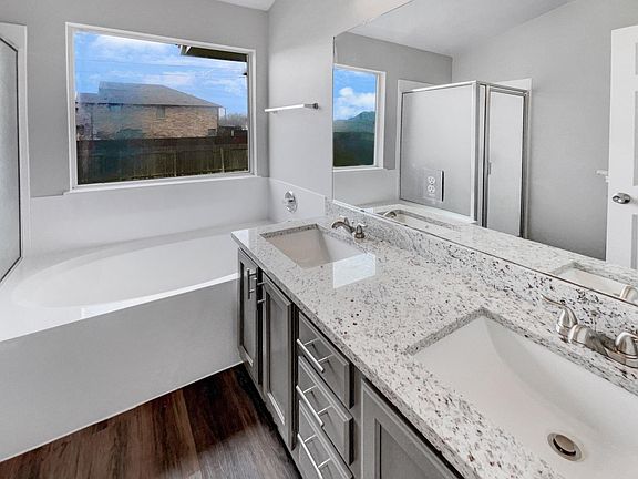 5th image of 17414 Zola Ln