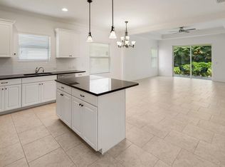 14591 Manchester Dr, Naples, FL 34114