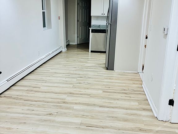 4th image of 107 Dewey St #2