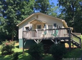 514 Buckle Bee Rd, Dallas, NC 28034