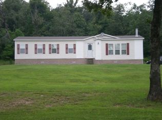 901 Forest Ln, Cave City, AR 72521