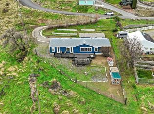 543 Lakeview Dr, Burbank, WA 99323